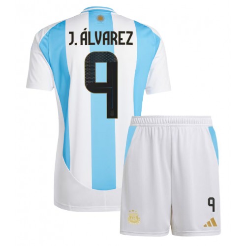 Dětský fotbalový dres Argentina Julian Alvarez #9 Copa America 2024 Domácí Krátký Rukáv (+ trenýrky)